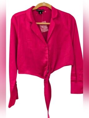 Sincerely Jules Fuchsia Blouse. Button Down. Tie Bottom. NWOT.